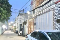 Vị trí vip trung tâm tp thủ đức 50m2 3 tầng đúc 4 pn giá chỉ hơn 2 tỷ