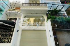 Bán nhà ở 36 ngọc khánh, 28m2, giá nhỉnh 3 tỷ, trung tâm ba đình