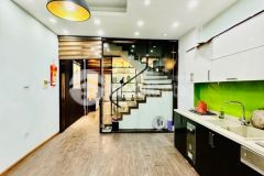 Giáo sư chỉ bán 2,9 tỷ để lấy lộc căn phố trần thái tông, 40 m2, 5 tầng, mt 4m