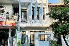 Bán nhà 3 tầng mặt tiền đường trần quốc toản