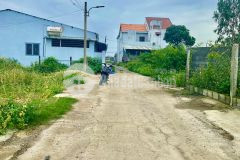 Vài mới tách thửa 5 lô liền đường 5m5 cực đẹp ngay trung tâm hòa tiến giá cực tốt