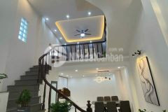 Bán nhà hào nam lô góc 3 mặt ngõ 40m 4 tầng nhỉnh 5 tỷ.