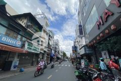 Nơi đáng sống nhất tân bình bàu cát 60m2 5 tầng 5 phòng ngủ giá 6.x tỷ