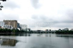 Bán nhà phố mai anh tuấn view trực tiếp hồ hoàng cầu đống đa 30m2 2 mặt thoáng mặt phố to vỉa hè