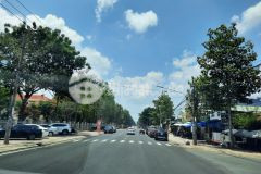 207m2 đất mặt tiền đường trần hưng đạo tp. đồng xoài, nay cân tiên nên ban gấp gia re hơn thi