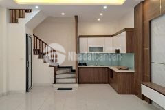 Bán đất tặng nhà đẹp đội cấn 75trm2 x 60m2 sát ô tô dọn vào ở ngay