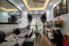 Bán nhà ô chợ dừa, trung tâm quận đống đa, dt 28m x 5 tầng, 3 ngủ thoáng sáng