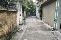 Nhà bồ đề 4 tầng ngõ thông ô tô đỗ cửa vào nhà mặt tiền rộng trung tâm phường bồ đề