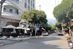 Bán nhà cống lở phường 15 tân bình 2 tầng 44,6 m2 hxh 1 căn ra mặt tiền giảm còn 4,35 tỷ tl