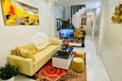 Bán nhà riêng phố kim giang thanh xuân. dt 45m2 x 5t, 6 phòng ngủ, ngõ thông. giá 3.9 tỷ.