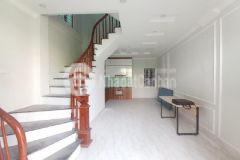 Cực phẩm mua nhà lãi ngõ sổ đỏ chính chủ sẵn sàng giao dịch