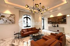 Mặt phố lê xuân điệp, mậu lương sầm uất gần cc mipec 65m2 chỉ 8.99 tỷ. lh 0989.62.6116