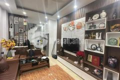 Nhà thuỵ khuê 40m 6 tầng 5.1 tỷ ngõ thông lô góc ở ngay