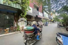 Bán nhà mặt phố nghi tàm,40m2 x 4tầng, kinh doanh sầm uất, giá 10.2 tỷ 0969693855.