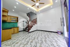 Nhà ngõ 143 nguyễn chính, mới đẹp ở ngay, sđcc, 30m2, 5 tầng, nhỉnh 3 tỷ.