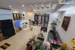 Bán nhà bồ đề 32m 5 tầng 3,5 tỷ ôtô đỗ cổng an sinh đỉnh.