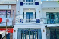 Nhà cho thuê trệt 2 lầu đẹp mới 100 kdc nam long