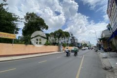 Hẻm lộc phát lạc long quân 56m2 3 căn ra đường ô tô chỉ 4.x tỷ.