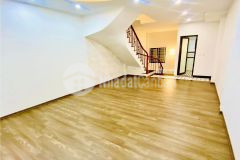 Bán nhà lạc trung 61m2 x5t,mt 4,5m,nhà mới,đẹp,ở luôn,giá 5,1 tỷ 0944523668