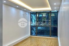 Cần bán nhà mặt phố khu vực cầy giấy, diện tích 32m2,5 tầng, 14 tỷ 6