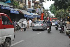 Bán nhà mặt phố nguyễn quý đức 70m2mt 6m12 tỷ, vỉa hè rộng, kinh doanh tốt, ô tô dừng đỗ