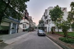 Nhà liền kề phân lô thượng thanh, 90m x 4, mt 6m, ô tô, vỉa hè, 12 tỷ hơn