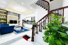 Siêu hiếm chính chủ bán nhà khâm thiên 32m 5 tầng mt 4m nhỉnh 3 tỷ.