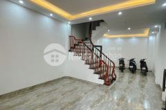 Chính chủ bán ccmn trại cá, 50m2.5 tầng giá nhỉnh 5 tỷ