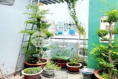 Bán nhà sát cmt8, quận 10, 45m2, 4 tầng rất đẹp, chỉ 5 tỷ hơn