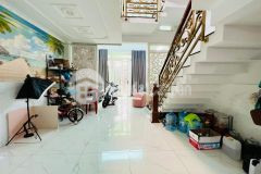 Bán nhà 1 sẹc lê đình cẩn hxh 96m2 6 tầng 7pn giá cần bán 7tỷ600 còn tl