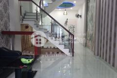 Nhà 3 tầng cực đẹp ô tô ngủ trong nhà vị trí cạnh hồ bơi và công viên trường học mặt tiền chợ