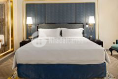 Bán tòa nhà tổ hợp khách sạn và căn hộ cao cấp 6 sao giảng võ hà nội lô góc. 25 tầng dt 2238