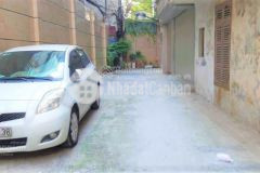 Chính chủ bán nhà riêng 80m2 x 5m mt, giá 8.5 tỷ phố nguyễn văn cừ, ô tô thông, kd.