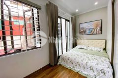 Cách phố 20m, tặng nội thất, ở luôn, bán nhà trường chinh, đống đa