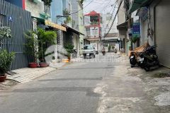 Bán nhà mặt tiền hẻm 8m thang máy gần lê đại hành quận 11