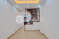 Cần bán nhà 4 tầng 50m2 mặt ngõ 48 ngọc hồi ô tô đỗ cửa chỉ 5,25 tỷ