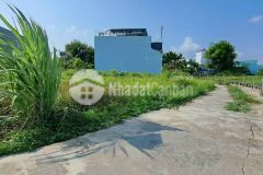 Bán đất diên toàn giá rẻ sau lưng bưu điện xã