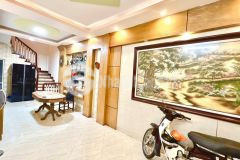 Bán nhà hoàng quốc việt, cầu giấy 51m, ô tô đỗ cửa 0569766799