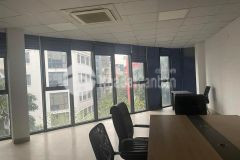 Bán tòa vp 7 tầng, thang máy,90m2, lô góc, sát hoàng cầu,mt khủng, t13cửa hàng café, showroom,vp.