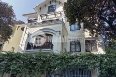 Bán gấp biệt thự làng quốc tế thăng long, cầu giấy, 206m x 4t. giá 43 tỷ. lh 034.915.7982.