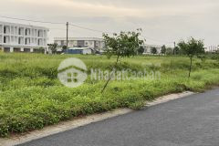 Vị trí đẹp, mặt tiền đường nhựa 16m, view quỷ đất trường cấp 1,2 becamex, cách trụ sở becamex chỉ 20