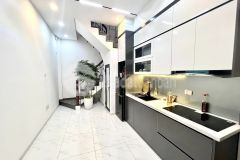 2 nhà ra ô tô, đẹp ở ngay bán nhà phương mai, đống đa