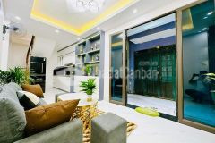 Nhà đẹp ngõ thoáng cách mặt đường 5m