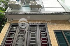 Tòa ccmn cao cấp tại mễ trì quận nam từ liêm 5 tầng mới koong 9 phòng full nội thất cao cấp