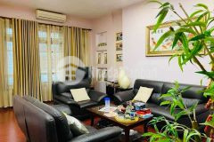 Cần bán gấp nhà 64m2x5 tầng phố hoàng cầu, 3 mặt thoáng, oto vào nhà chỉ 12 tỷ