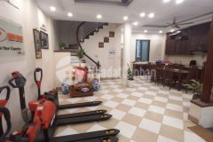 Bán nhà khu vực phùng khoang, mặt tiền rộng, oto đỗ, diện tích 92m2, giá 14tỷ8