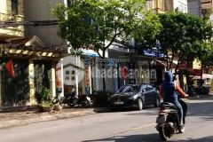 Gia đình tôi chuyển vào nam cần bán nhà mặt phố đối diện nhà thi đâu huyện thanh trì, 110m2, 5 tầng