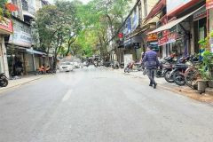 Bán nhà hàng muối hoàn kiếm 2 mặt phố kd sầm uất ngày đêm 65m 5tầng mt 5.2m 29 tỷ