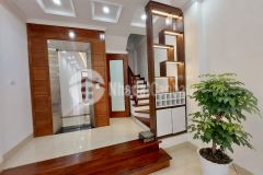 Hơn 5 tỷ phố phúc đồng long biên 7 tầng thang máy, ô tô đỗ cửa