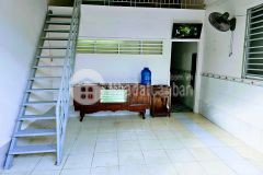 Chủ gửi cho thuê nhà trệt gác lửng mặt tiền hẻm đường tầm vu giá 4 triệutháng